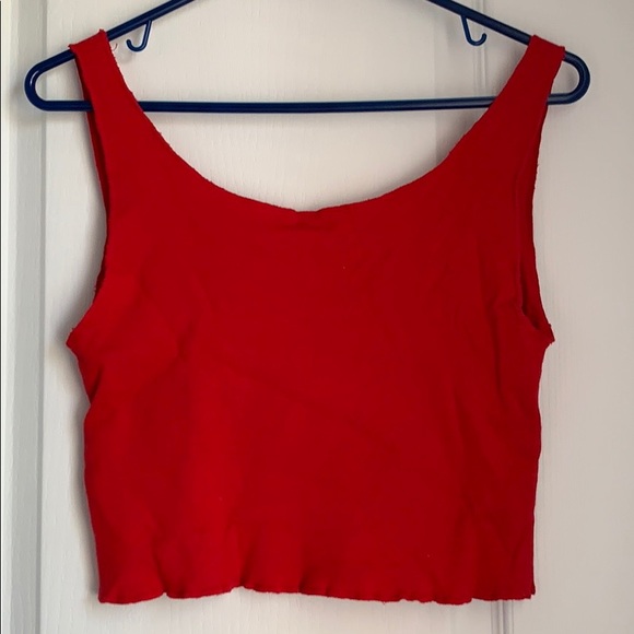 ✨3 FOR $25✨ Brandy Melville Red Crop Tank Top - Picture 2 of 6